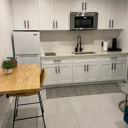 Cozy Tiny Home Cape Coral Exteriör bild