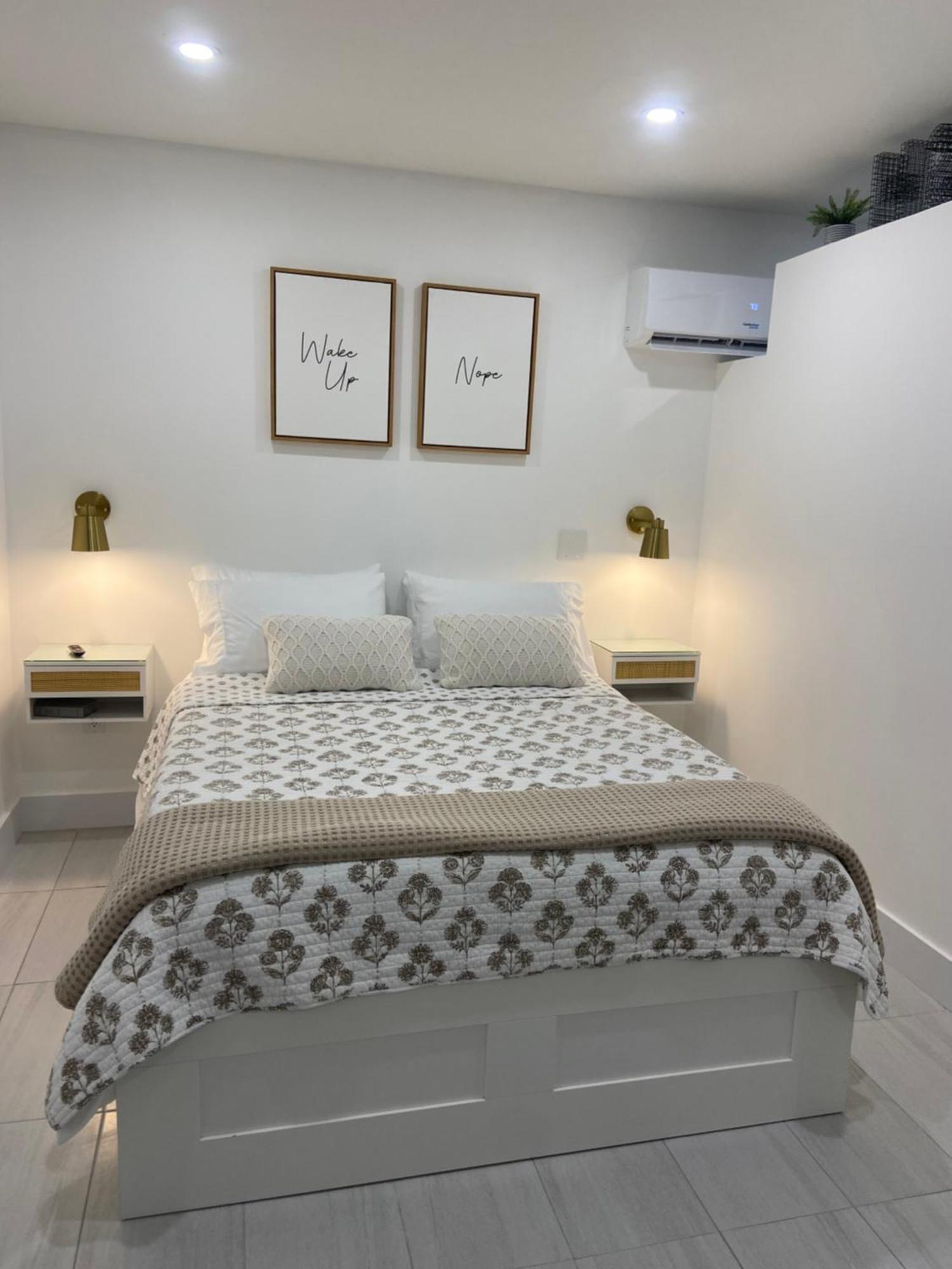 Cozy Tiny Home Cape Coral Exteriör bild