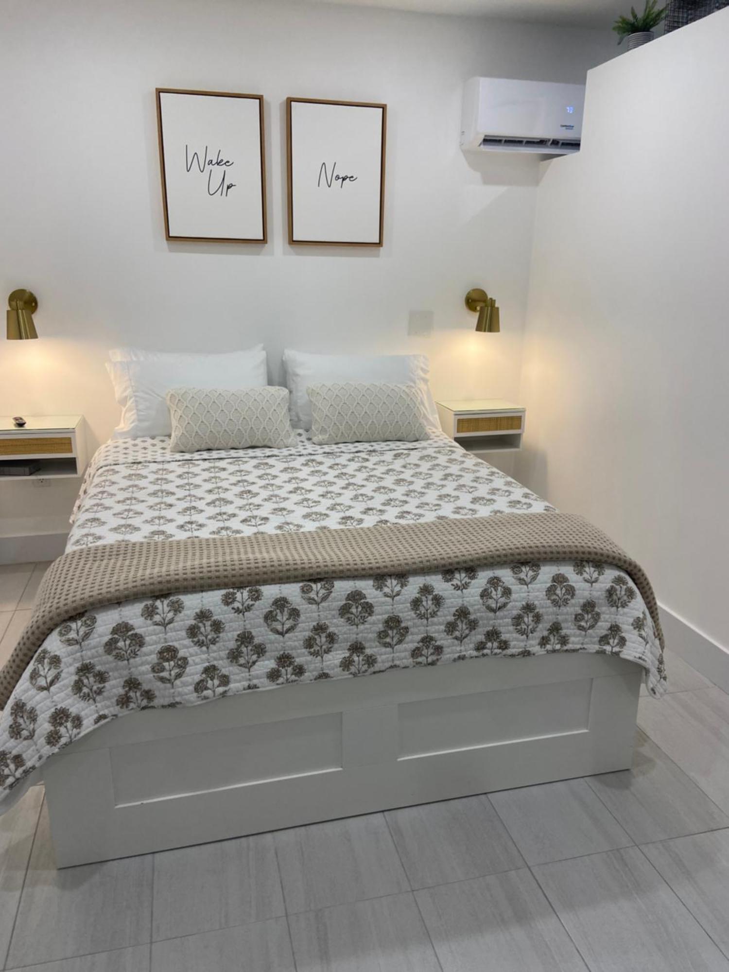 Cozy Tiny Home Cape Coral Exteriör bild